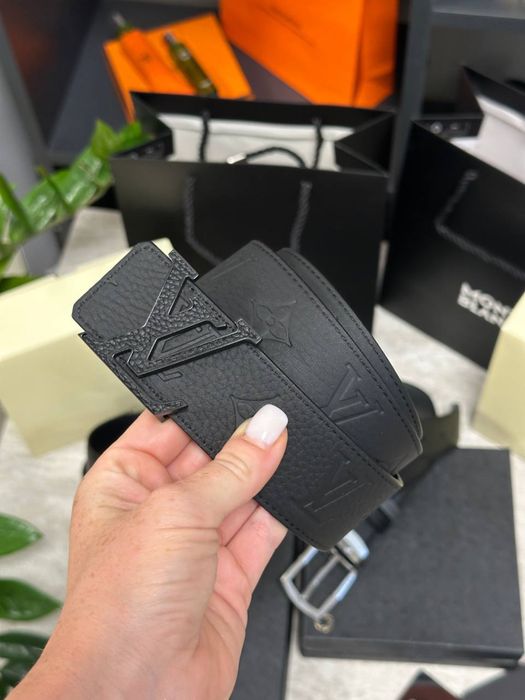 Чоловічий Ремінь Louis vuitton ремень чорний шкіряний повний комплект бутика  премиум сегмент