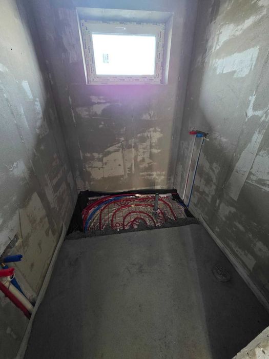 Тарасівка вул Павлюченка будинок 120м.кв. 5 соток землі