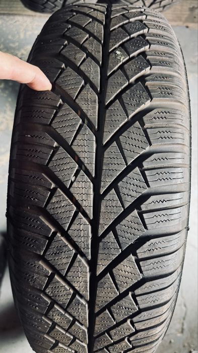 Шини R15 195/65 Continental ContiWinterContactTS830