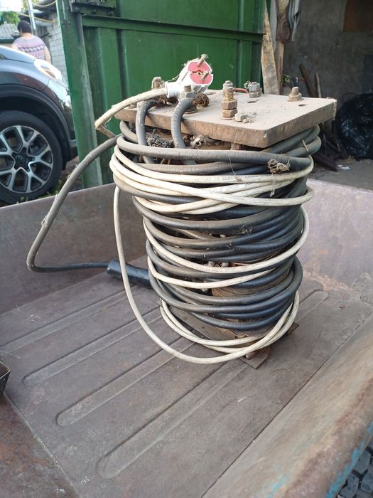 Сварочний апарат, зварювальний апарат