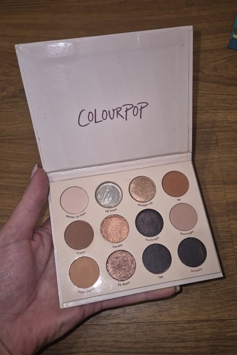 Paletka Colourpop - give it to me straight