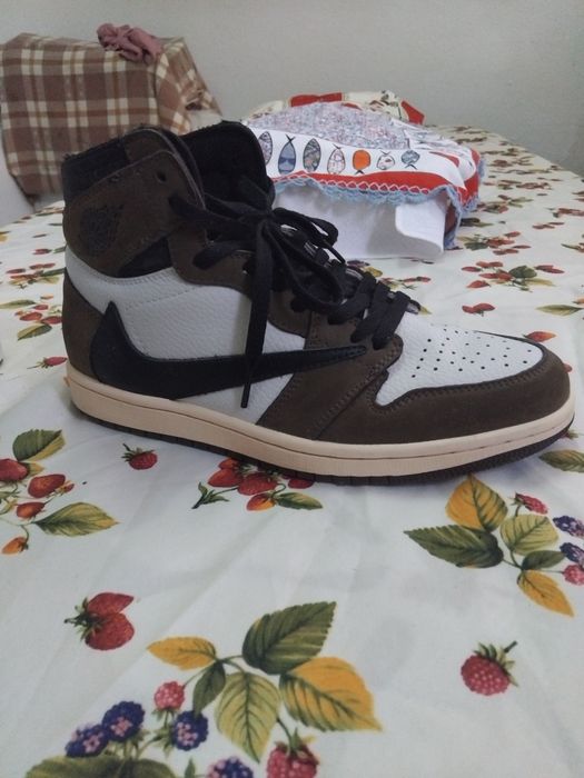 Nike air jordan travis scott (rep)