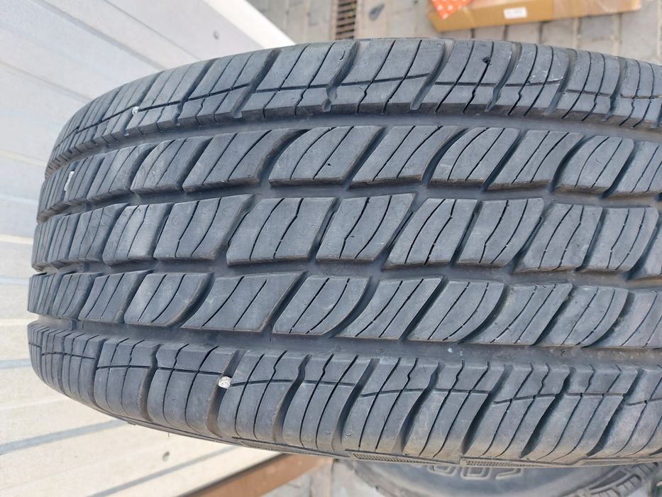 Шини 245 65 17 всесезонка Cooper