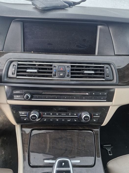 Nawigacja radio bmw f10 f11 duża,komplet