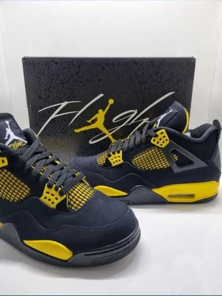 Buty sportowe Jordan_4_Retro_Thunder_R.39