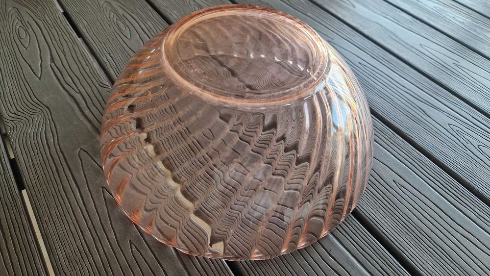 Taça de vidro rosa velho445335938500536326