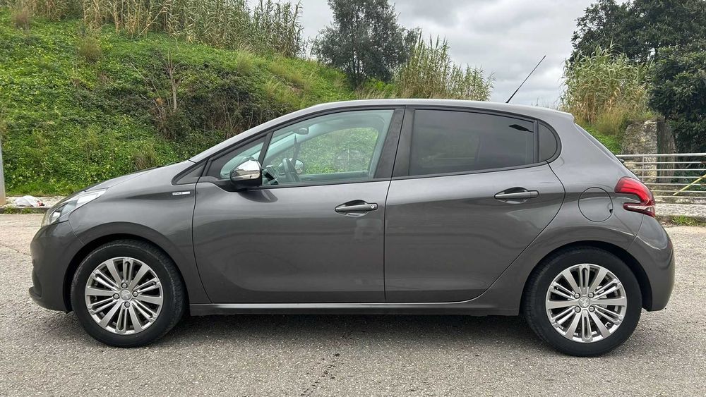 Peugeot 208 Style 1.2 PureTech 82 cv | 2018 | 74.000 km — photo 4