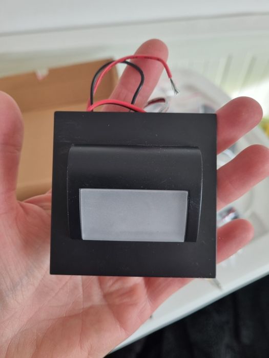 Oświetlenie schodowe led 7 punktów plus zasilacz