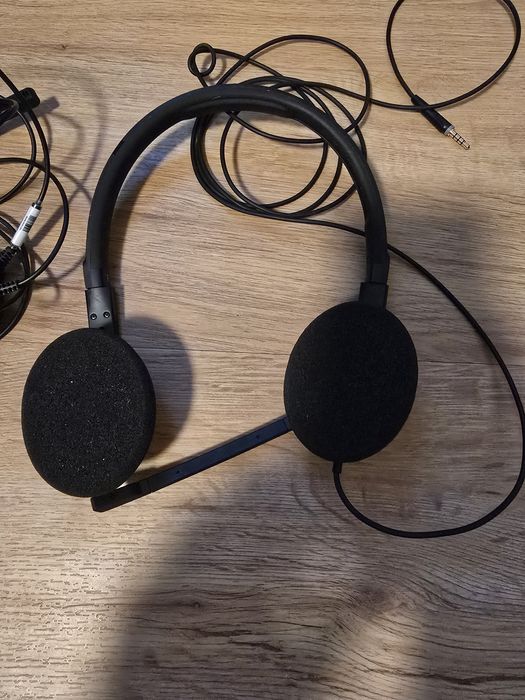 Гарнитура Jabra. Sennheiser