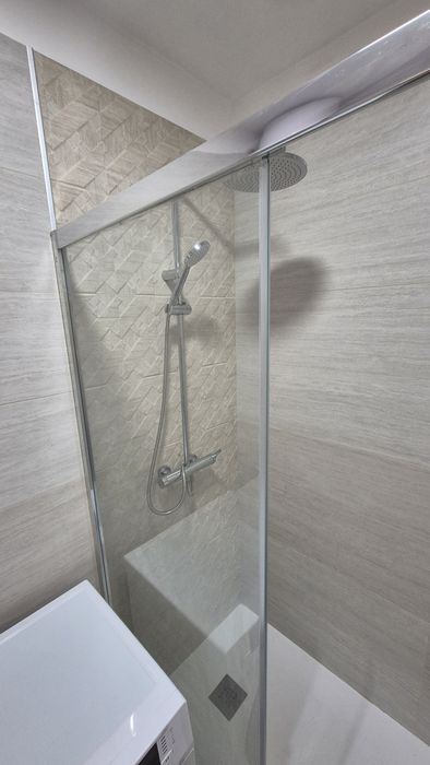 Resguardo base de chuveiro em vidro