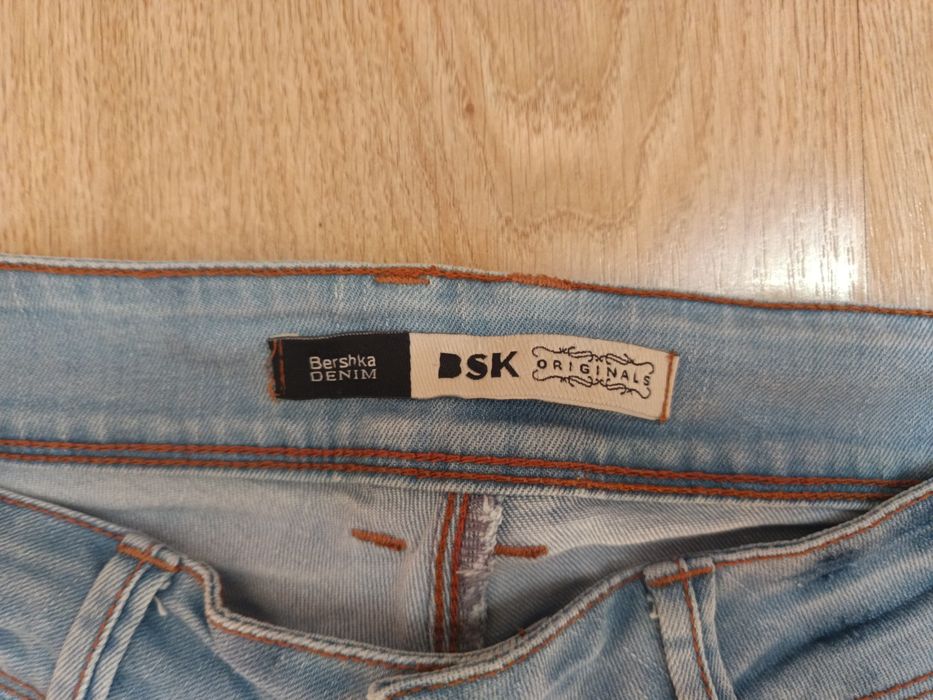 Spodnie damskie jasny jeans bershka M 38
