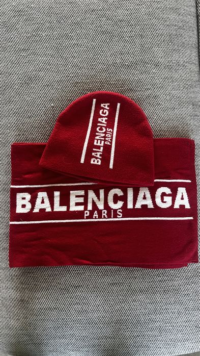 Zestaw szalik i czapka balenciaga