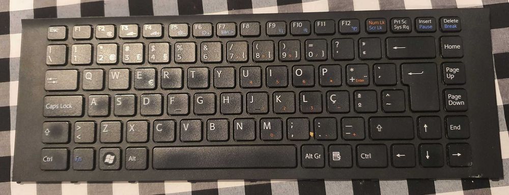 Peças para portátil Sony Vaio VPCEA2S1E - Porto