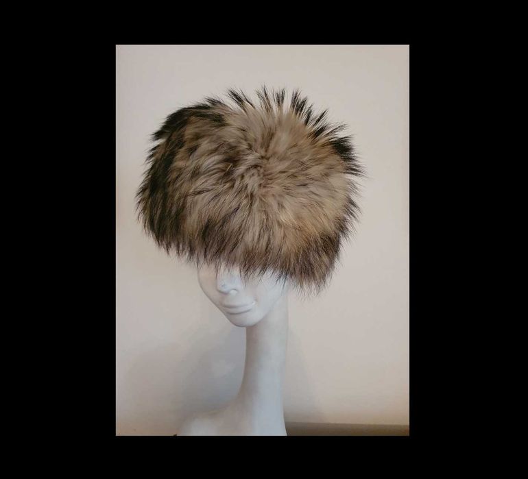 Czapka z jenota. Jenot futro naturalne (2)