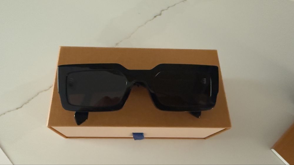 Sunglasses Louis Vuitton