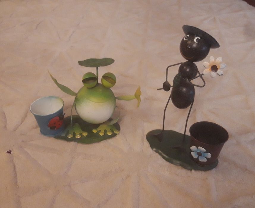Decoração  divertida com boneco coloridos em lata