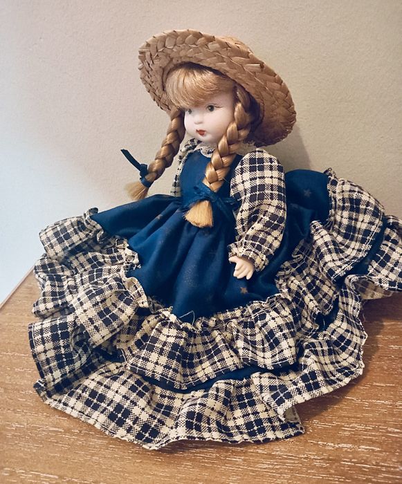 Bonecas vintage em cerâmica