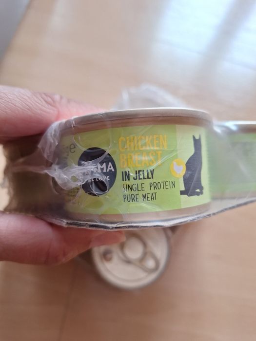 Cosma i Brekkies mokra karma dla kota
