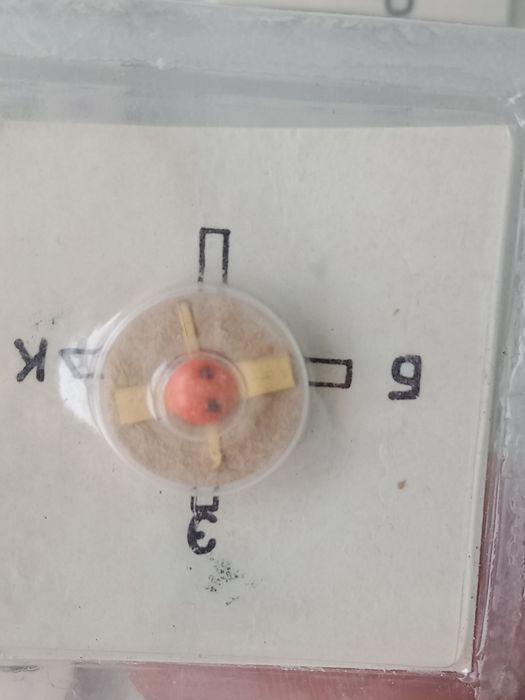 Транзисторы КТ371А,КТ372Б,диоды СВЧ Д403В,ДК-С2М,