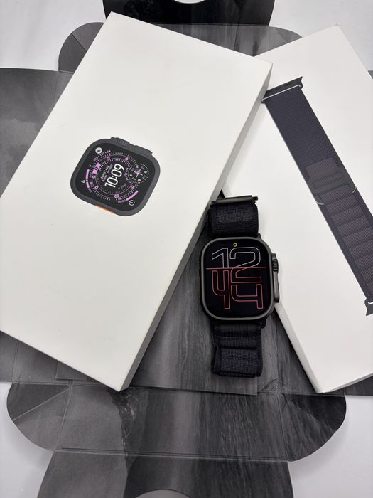 Apple Watch Ultra 3 49mm Black Titanium Black  Alpine Band