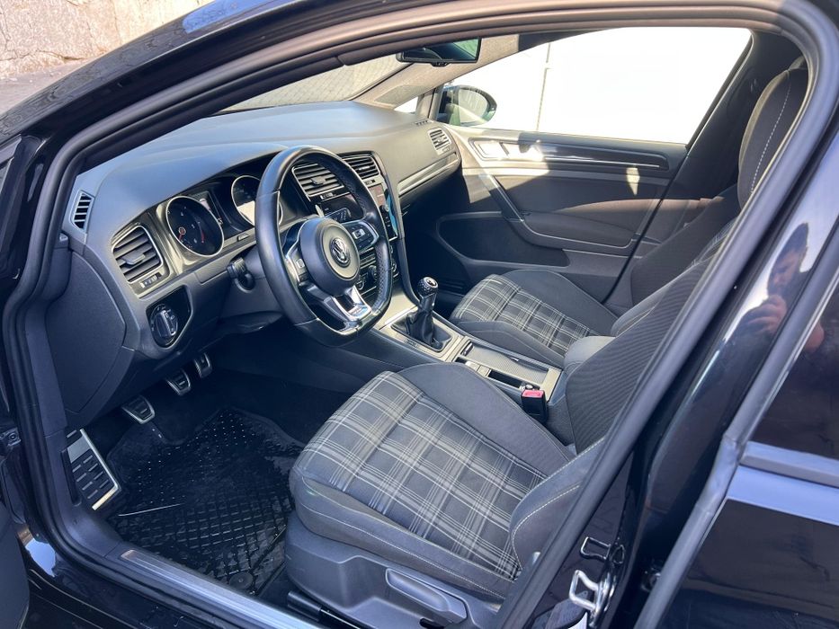 VW Golf 7 GTD 184cv