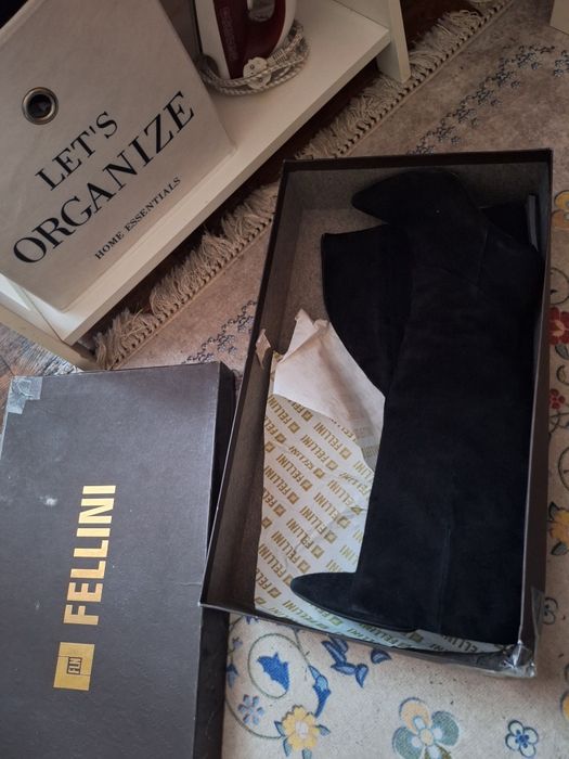 Чобітки високі 37 розмір fellini