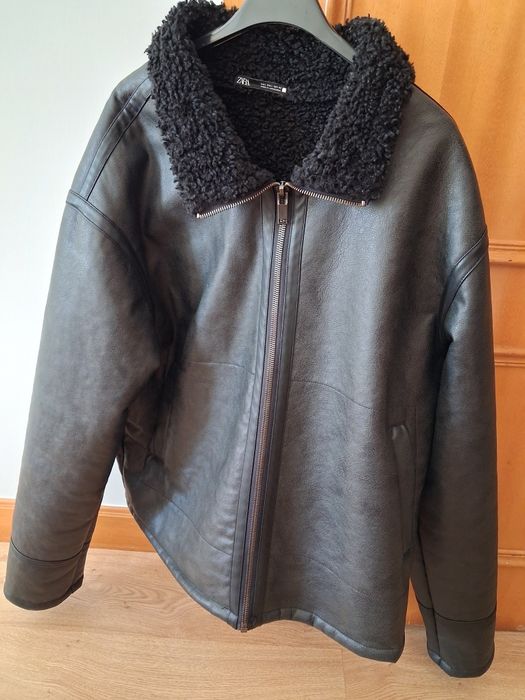 Casaco preto Zara