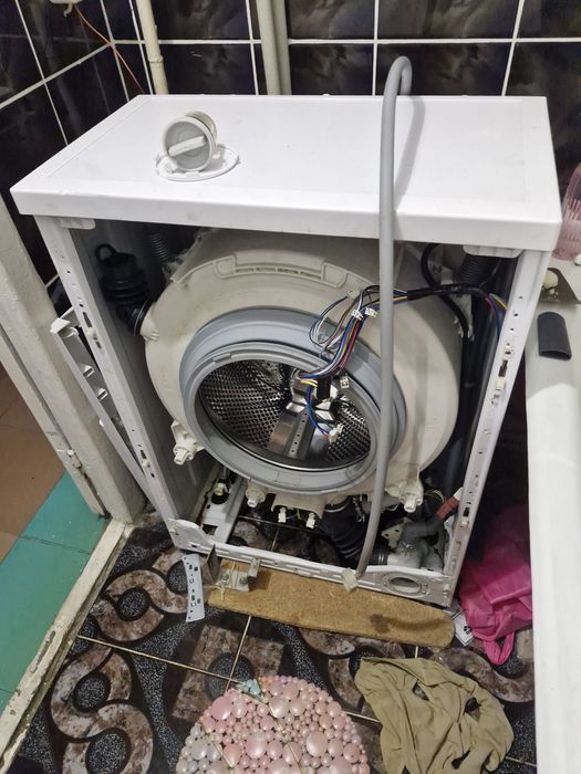 Vestfrost XMV 105 F2 на запчастини