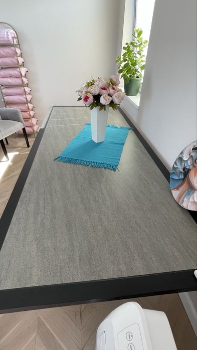 Duży stół 260 × 110 cm – nowoczesny, designerska czarna podstawa