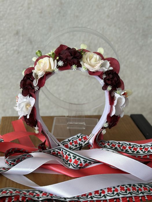 Український віночок зі стрічками