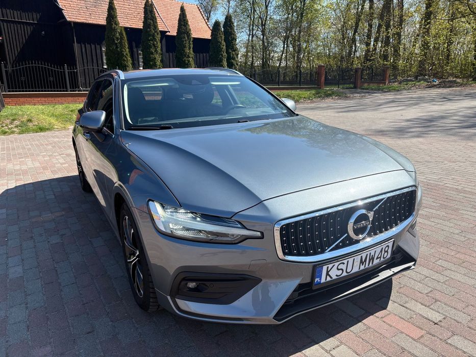 Volvo V60 Niski przebieg bogate wyposaże