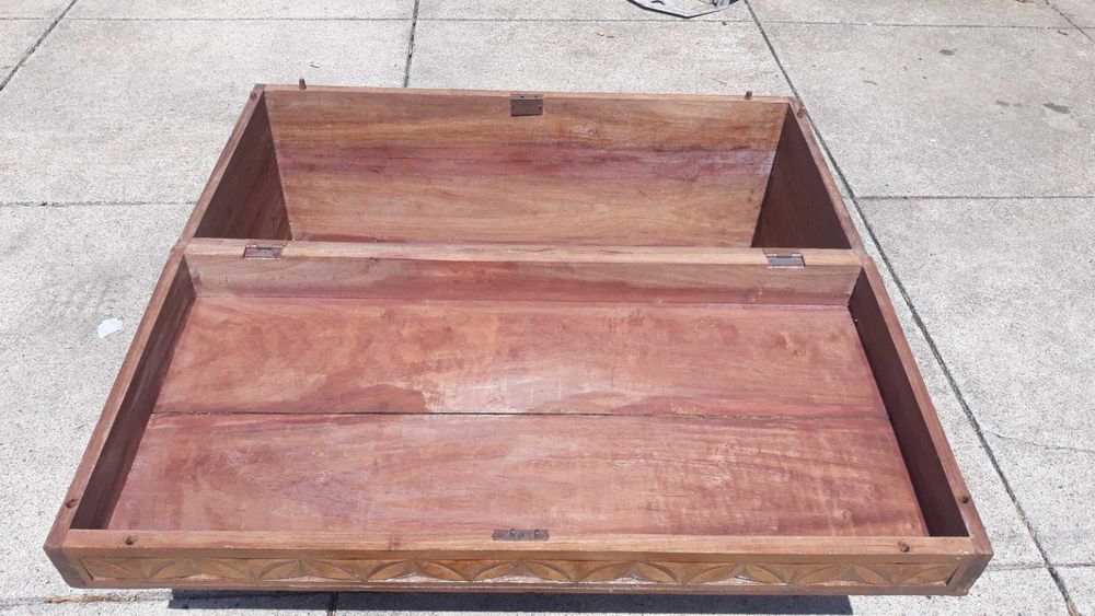 arca baú em madeira angolana