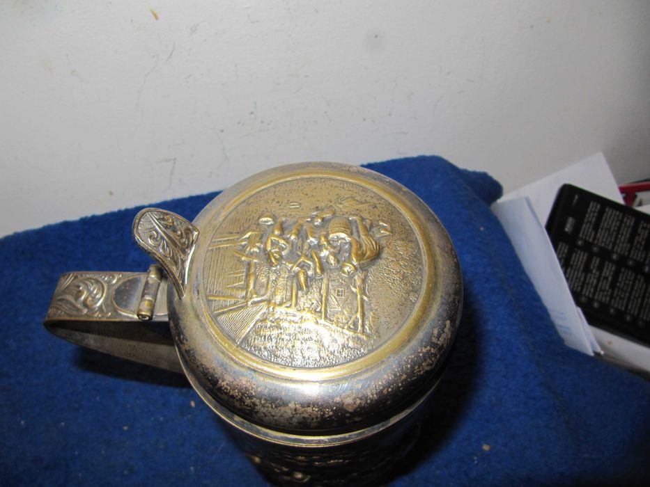 ==ORGINALNY kufel Repuszowany HANU XIXw--26