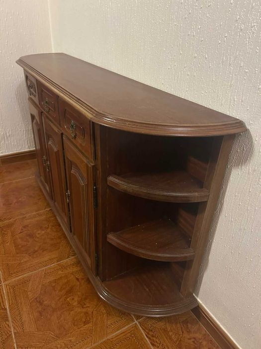 Sapateira de entrada em Mogno