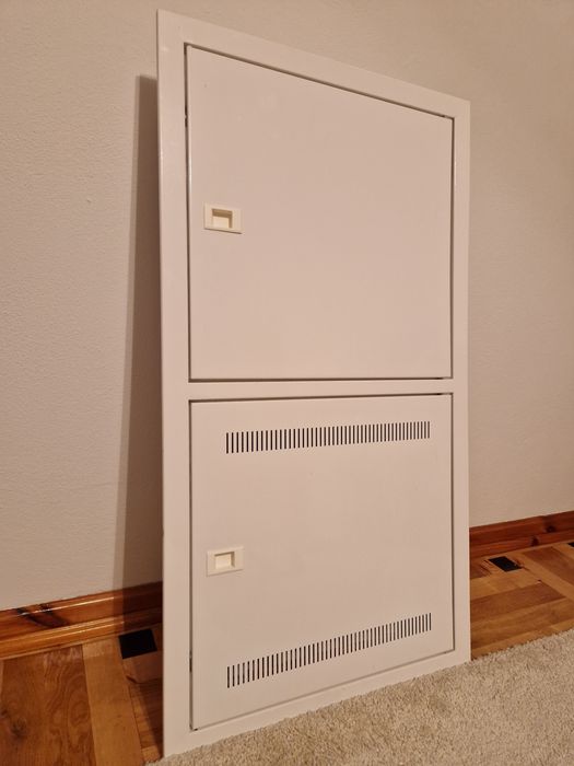 Rozdzielnica hybrydowa podtynkowa JAKMET 46,5x85x9cm