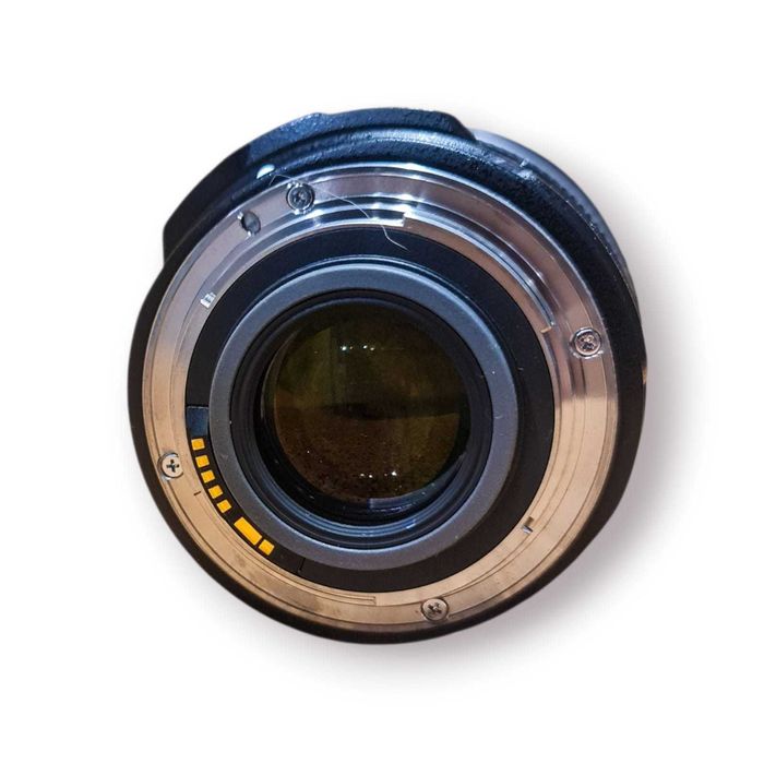 Objetiva Canon EF-S 17-55mm f/2.8 IS USM – Made in Japan