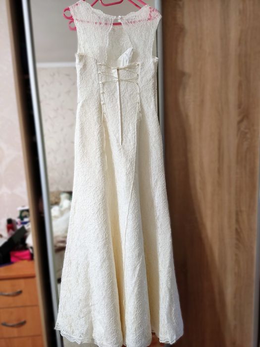 Весільна сукня, розмір 46