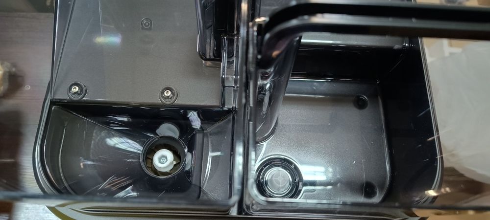 Кавомашина автоматична Saeco Aulika Top High Speed Cappuccino