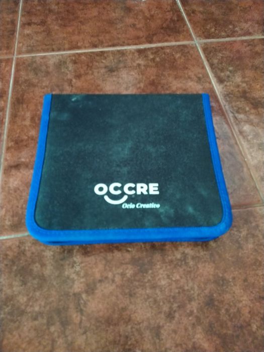 Estojo.            .