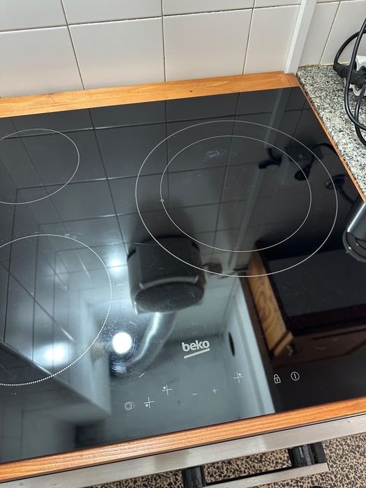 Forno e placa Beko (elétrico)