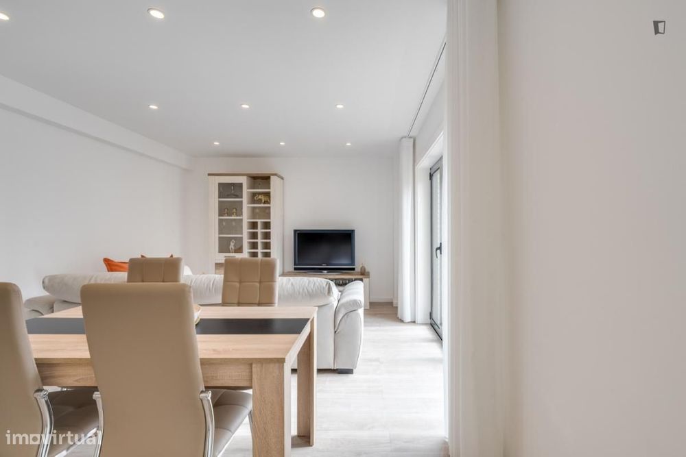 Apartamento com 1 quartos - localizado em Póvoa de Varzim Porto