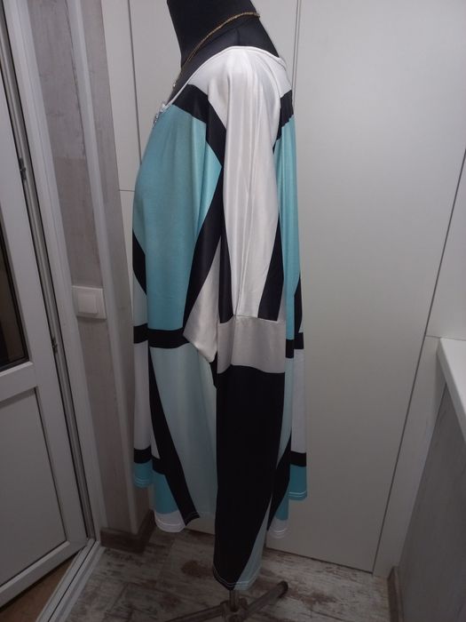 Чудова туника, блузон! Розмір 66-70!