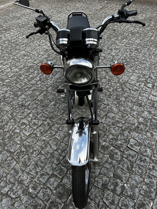 Suzuki GN 250 – Clássica Restaurada, Impecável!