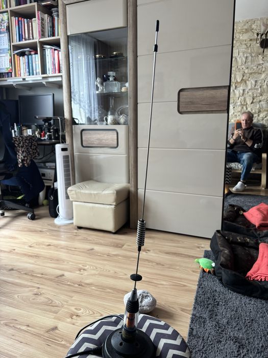 Orginalna antena president z podstawa magnez i kabel