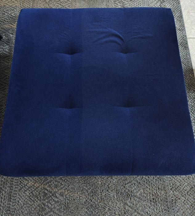 Duża pufa granatowa