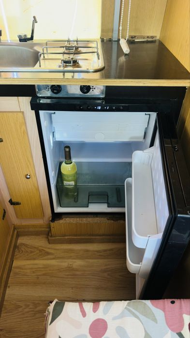 Vende-se Autocaravana Renault Trafic (TBX 300)