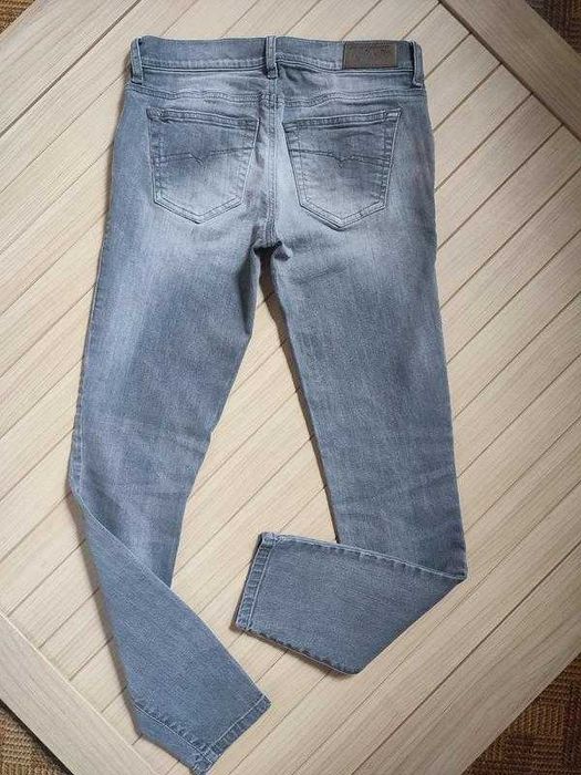 джинсы дизель diesel grupee ankle skinny wash 0672j тунис / 24w/32l