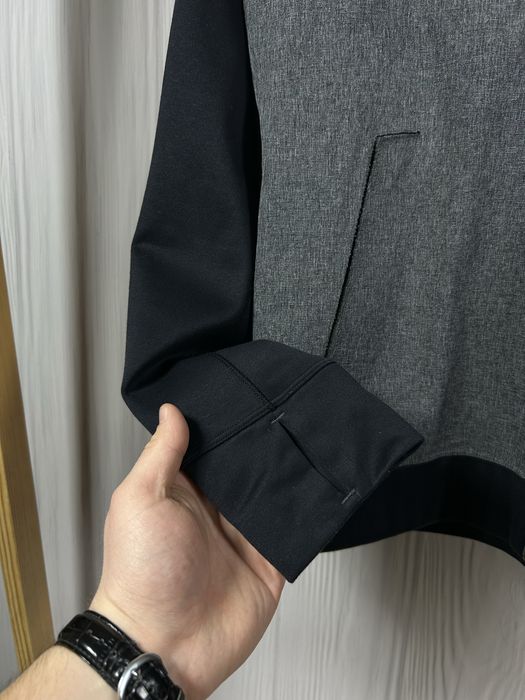 TNF The North Face Light Windbreaker комбінована куртка вітрівка Ориг