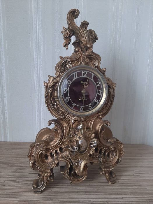 Часы каминные "Маяк"