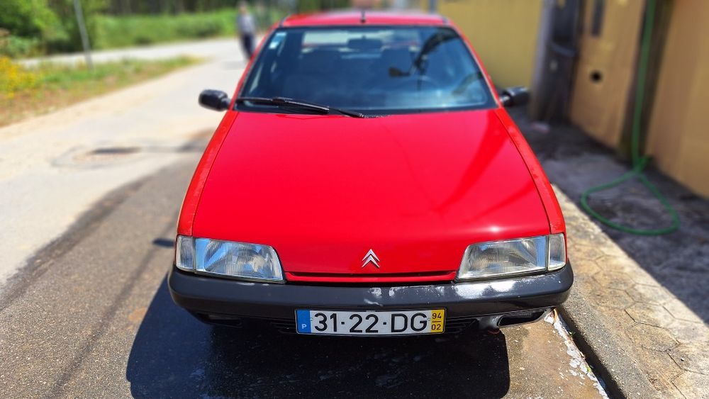 Veículo Citroën ZX em excelente estado